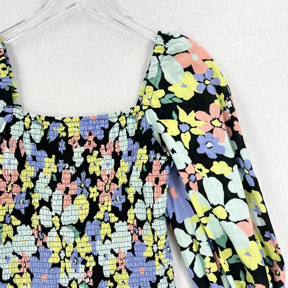 Free People Top Women Extra Small Black Floral Smocked Puff Sleeve Square Neck